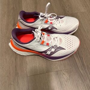 Saucony Endorphin Speed 4